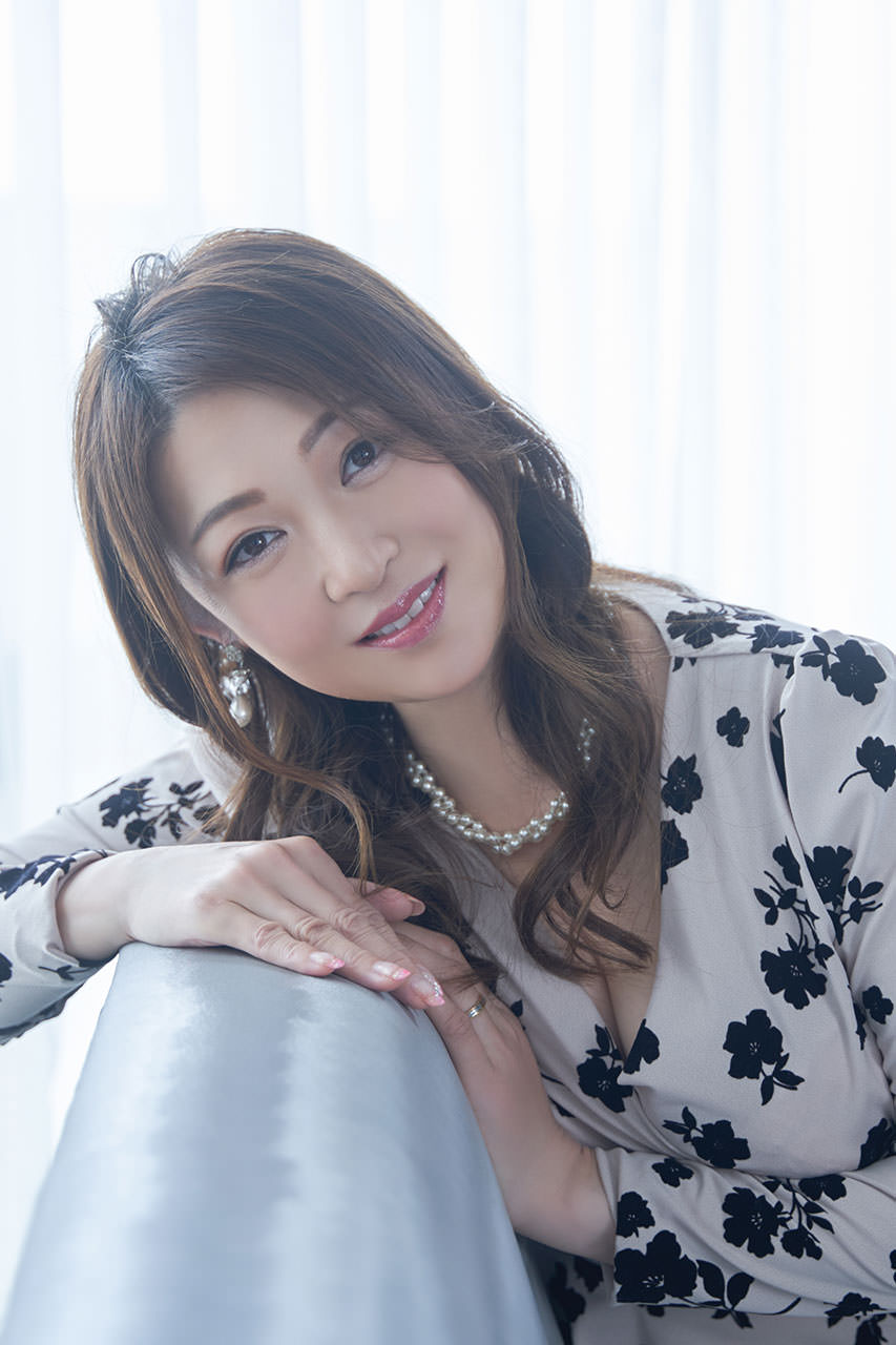 江波かえでのプロフィール一般写真
