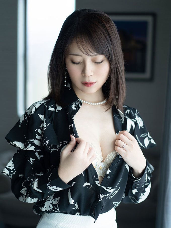 氷川愛のプロフィール一般写真