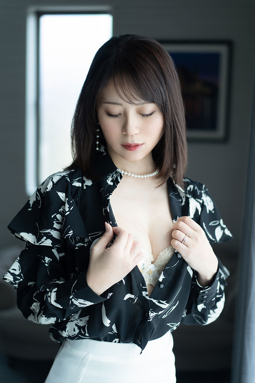 氷川愛のプロフィール一般写真