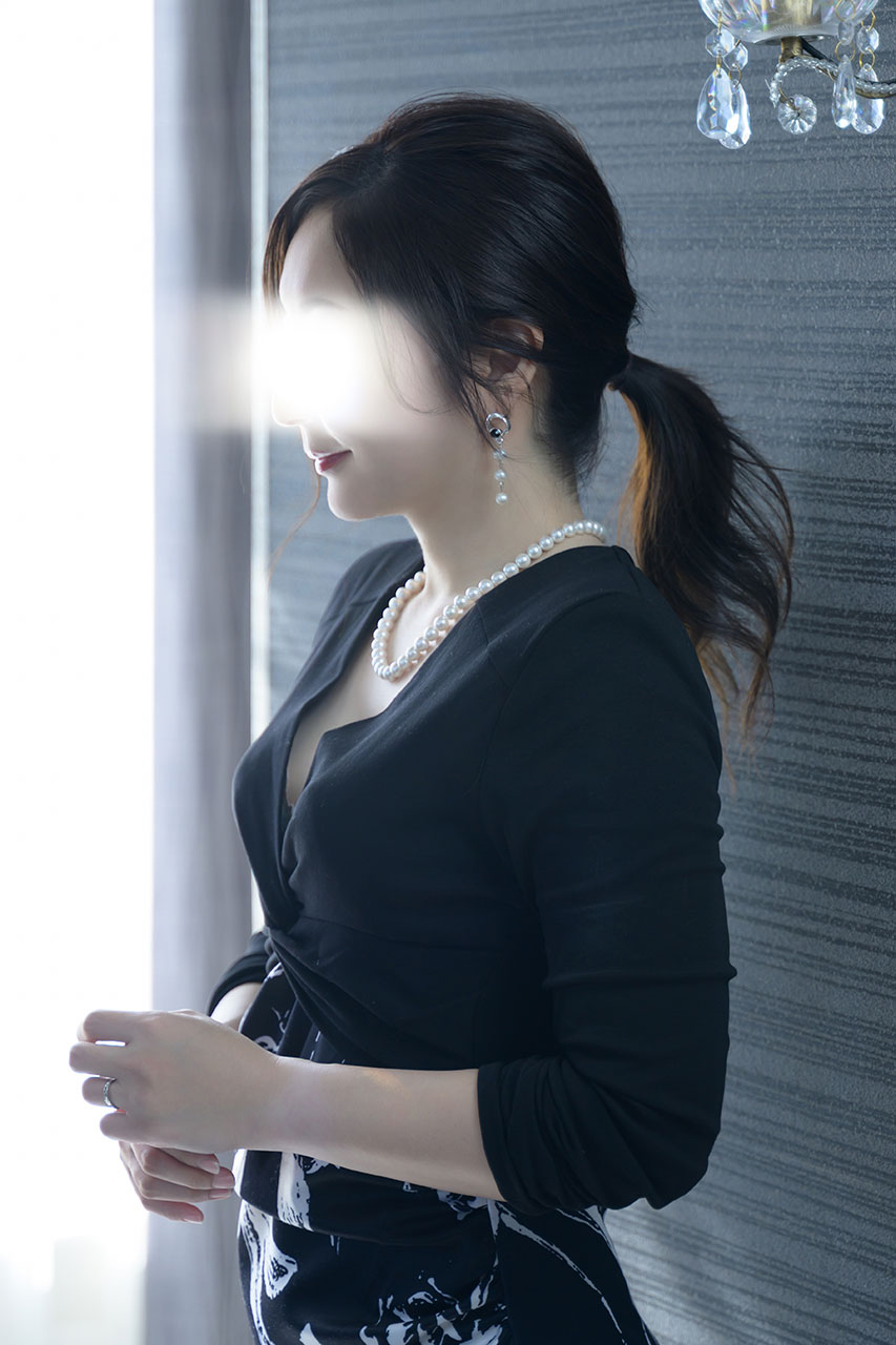 石野里実のプロフィール一般写真