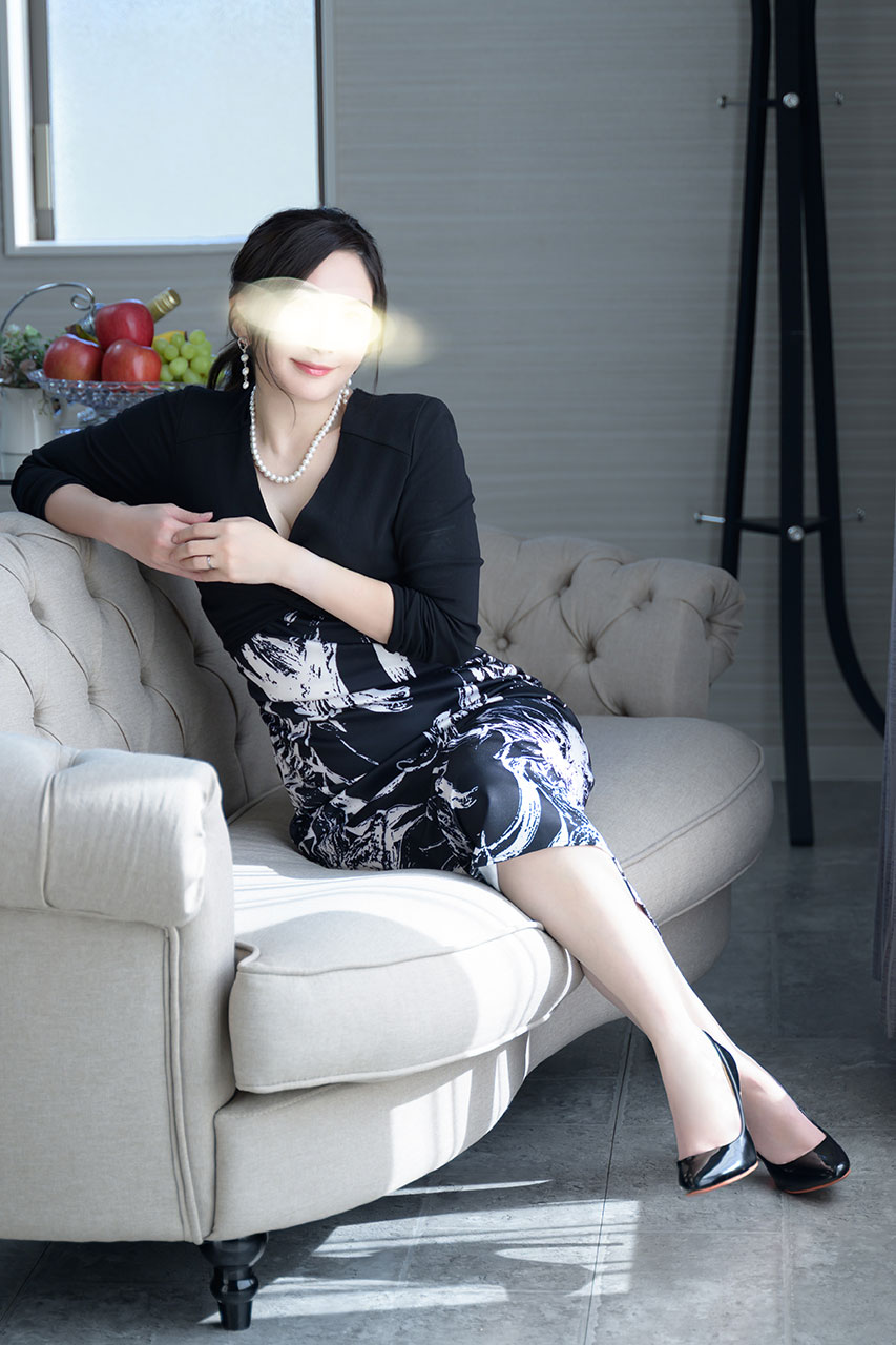 石野里実のプロフィール一般写真
