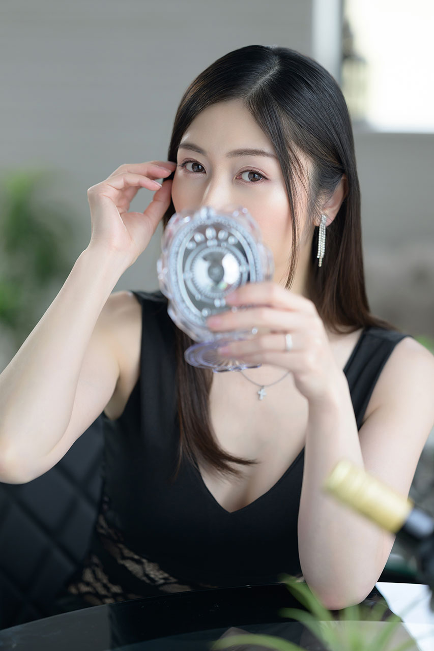 美南亜依のプロフィール一般写真