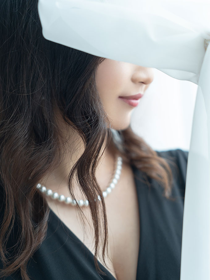 鳴沢ひろこのプロフィール一般写真