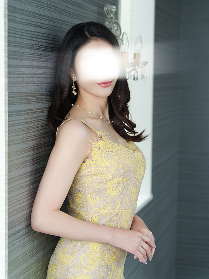 白川いずみのプロフィール一般写真